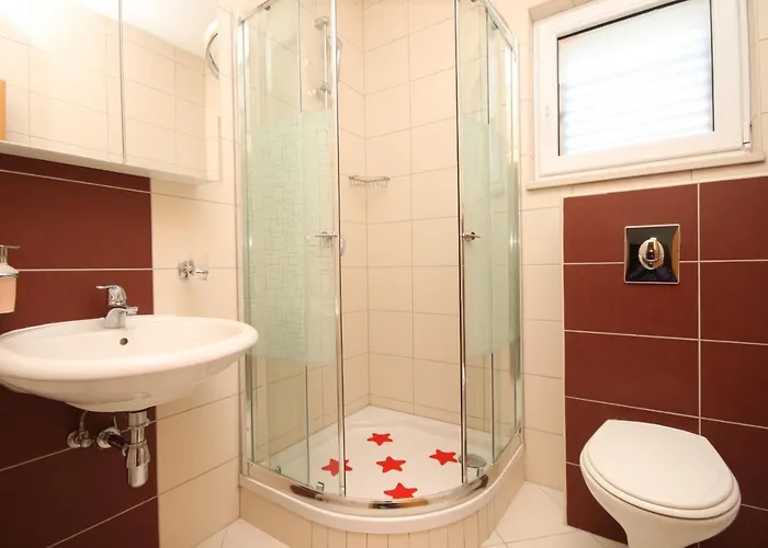 Apartment Family Friendly Apartments With A Swimming Pool Okrug Gornji, Ciovo - 8626 *