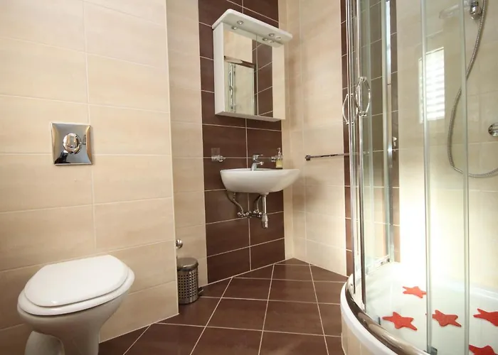 Apartment Family Friendly Apartments With A Swimming Pool Okrug Gornji, Ciovo - 8626