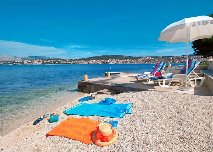 Family Friendly Apartments With A Swimming Pool Okrug Gornji, Ciovo - 8626