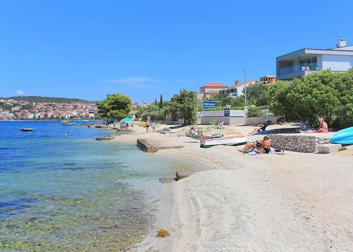 Apartment Family Friendly Apartments With A Swimming Pool Okrug Gornji, Ciovo - 8626 Trogir
