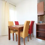 Family Friendly With A Swimming Pool Okrug Gornji, Ciovo - 8626 Lägenhet