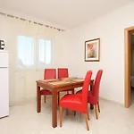 Family Friendly With A Swimming Pool Okrug Gornji, Ciovo - 8626 Lägenhet Trogir