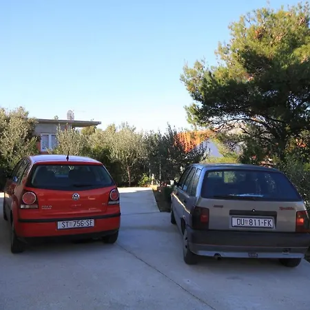 Family Friendly With A Swimming Pool Okrug Gornji, Ciovo - 8626 Trogir