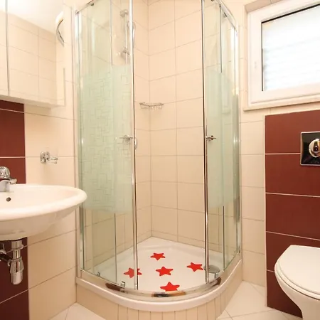 公寓 Family Friendly With A Swimming Pool Okrug Gornji, Ciovo - 8626 *