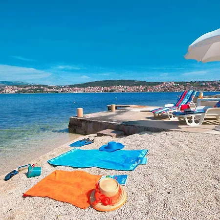 Family Friendly With A Swimming Pool Okrug Gornji, Ciovo - 8626