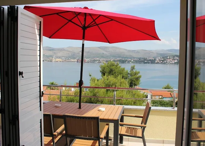 Appartement Family Friendly With A Swimming Pool Okrug Gornji, Ciovo - 8626 Trogir